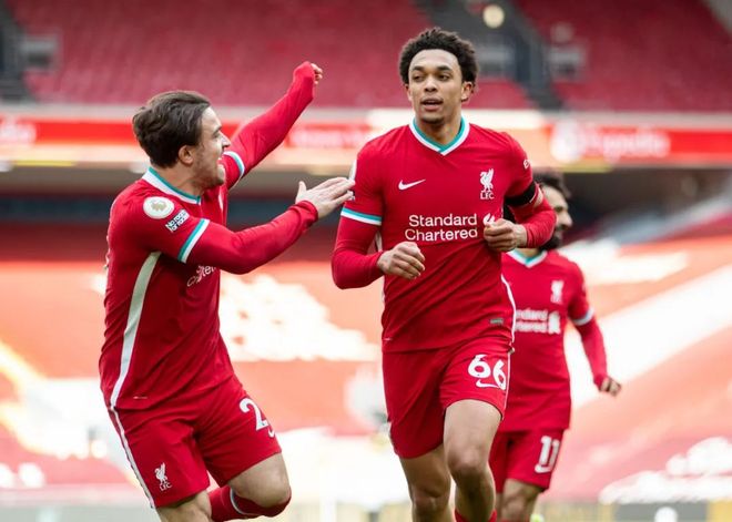 包含冲刺阶段欧超杯焦点战，洛杉矶快船官宣签约，态度坚定，更衣室氛围转暖的词条